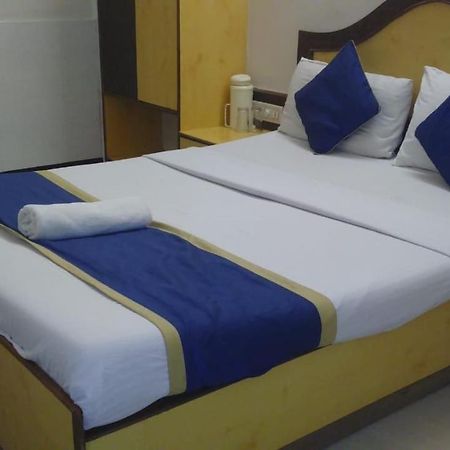 Ganga Sagar Hotel Бангалор Экстерьер фото