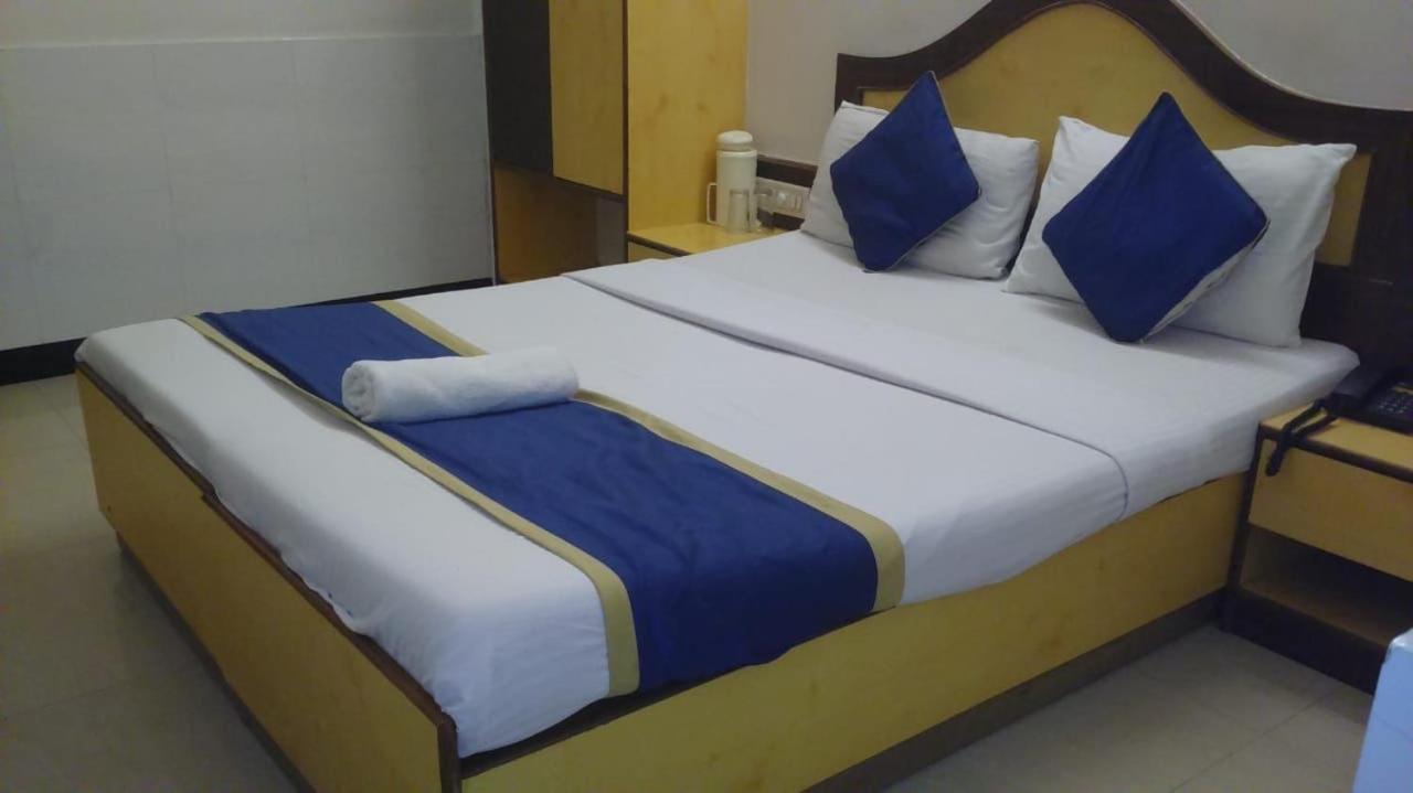 Ganga Sagar Hotel Бангалор Экстерьер фото